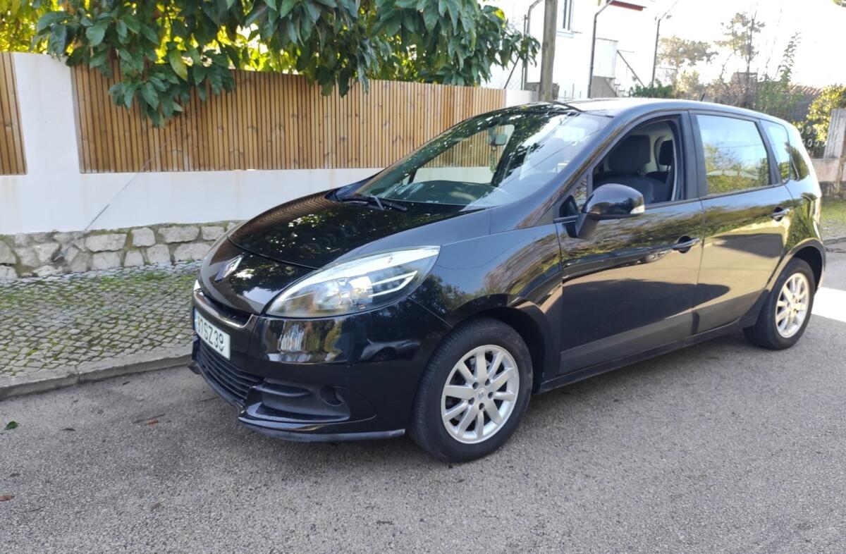 RENAULT Scénic 1.5 dCi Luxe