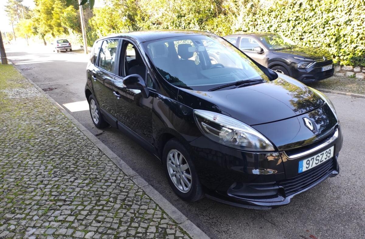 RENAULT Scénic 1.5 dCi Luxe