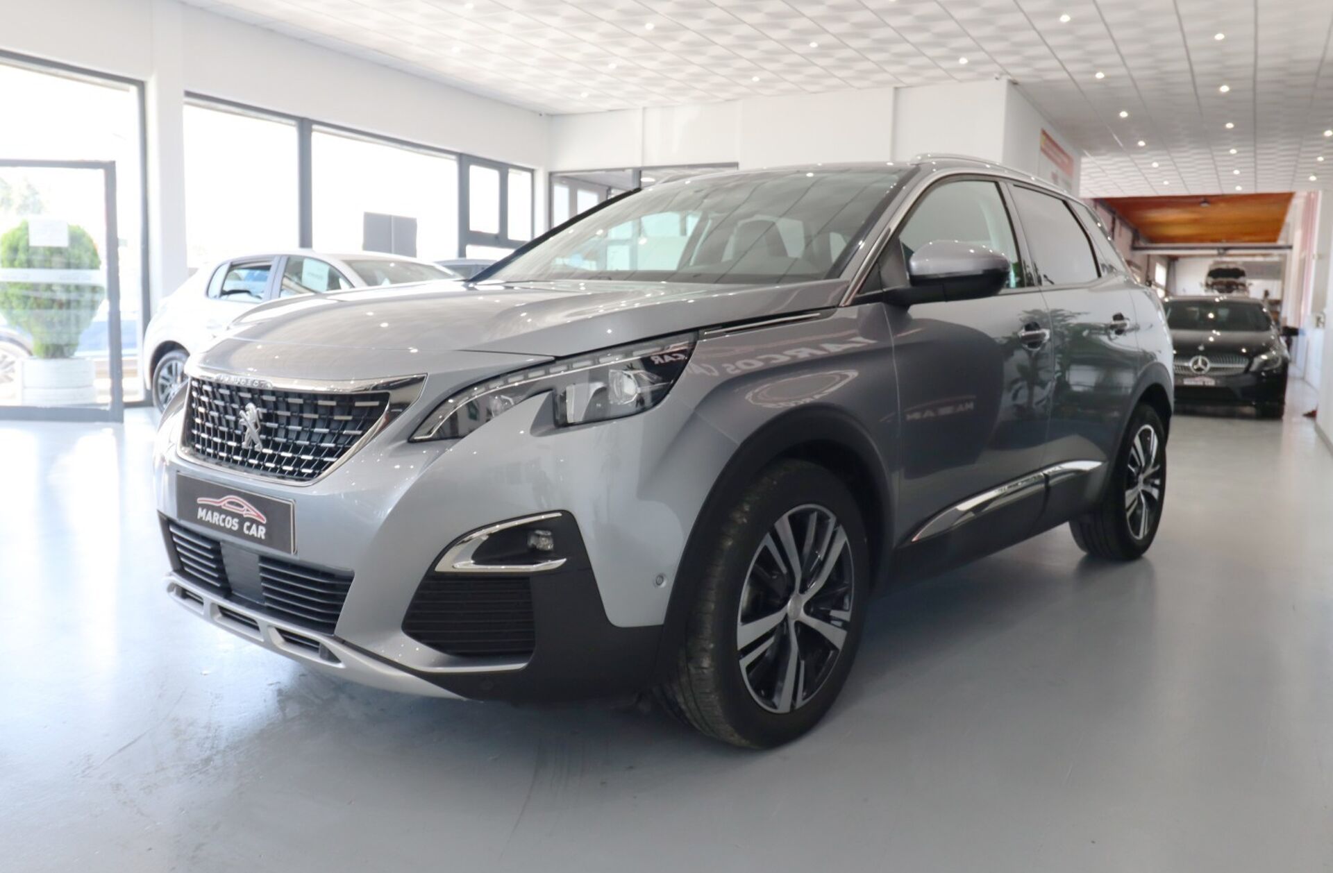 PEUGEOT 3008 1.5 BlueHDi Allure