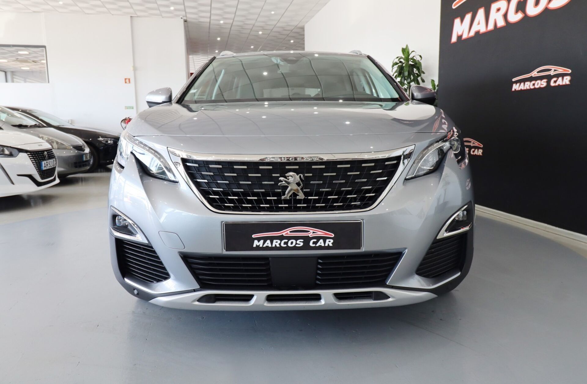 PEUGEOT 3008 1.5 BlueHDi Allure