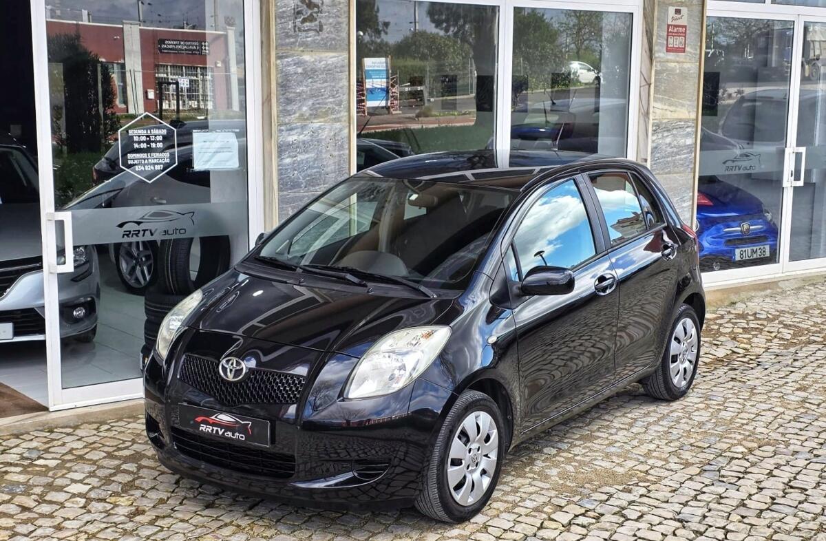 TOYOTA Yaris 1.0 VVT-i Sol+AC