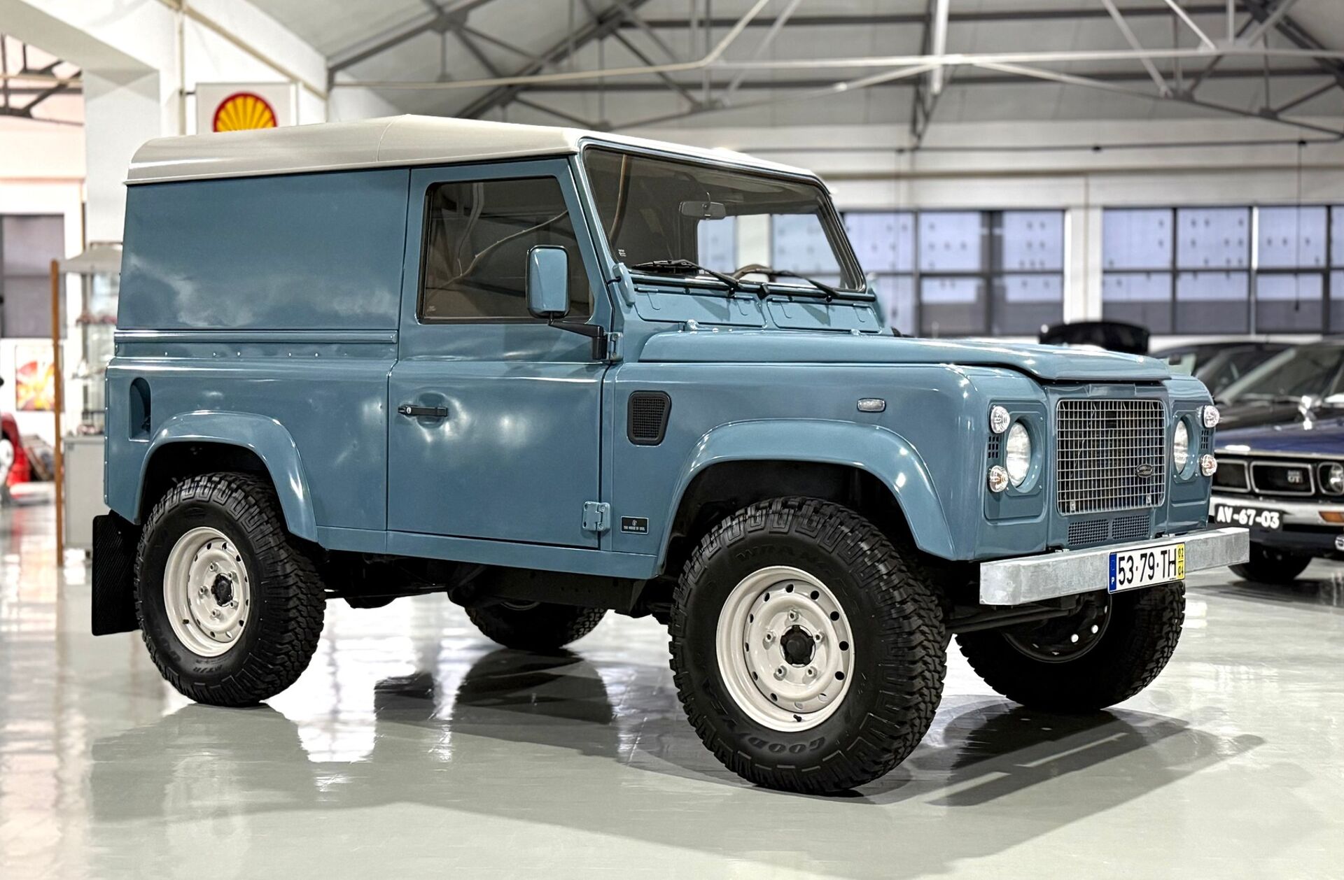 LAND ROVER Defender 90 2.5 Td5 Metal Top