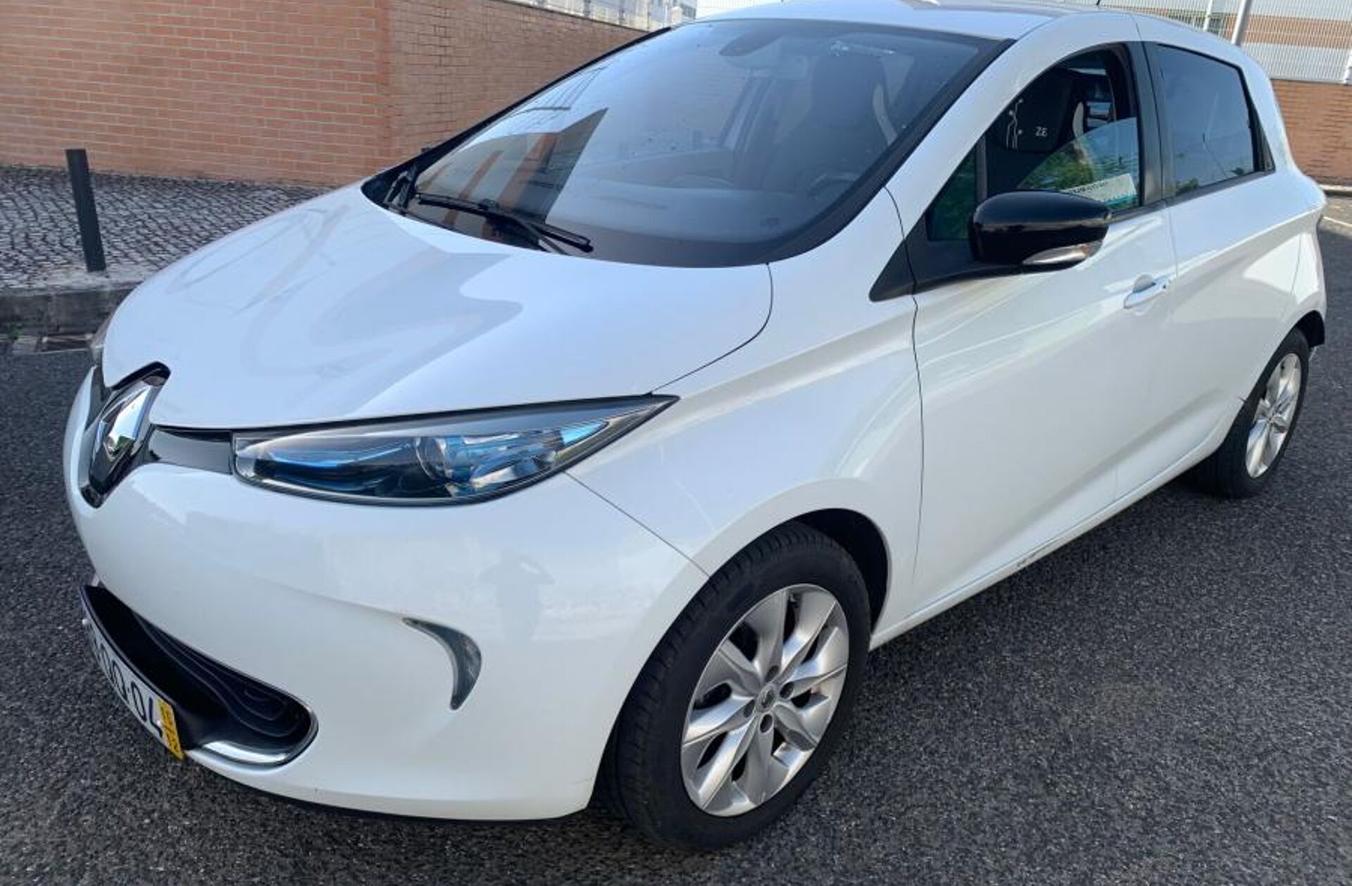 RENAULT ZOE Life