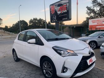 TOYOTA Yaris 1.0 VVT-i Exclusive