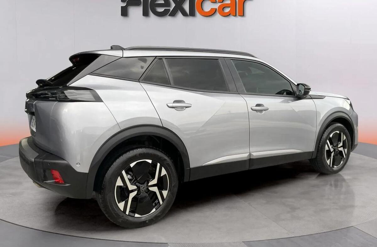 PEUGEOT 2008 1.2 PureTech Allure