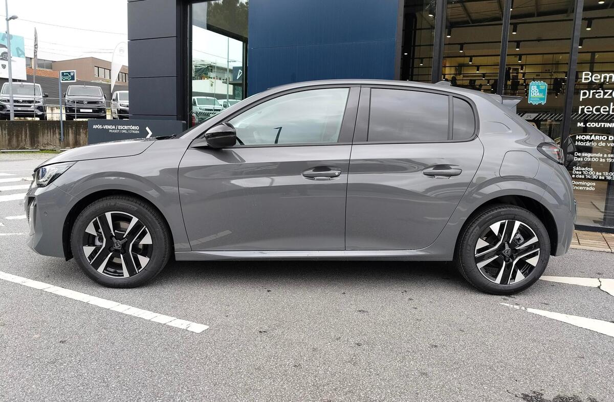 PEUGEOT 208 1.2 Hybrid Allure e-DCS6