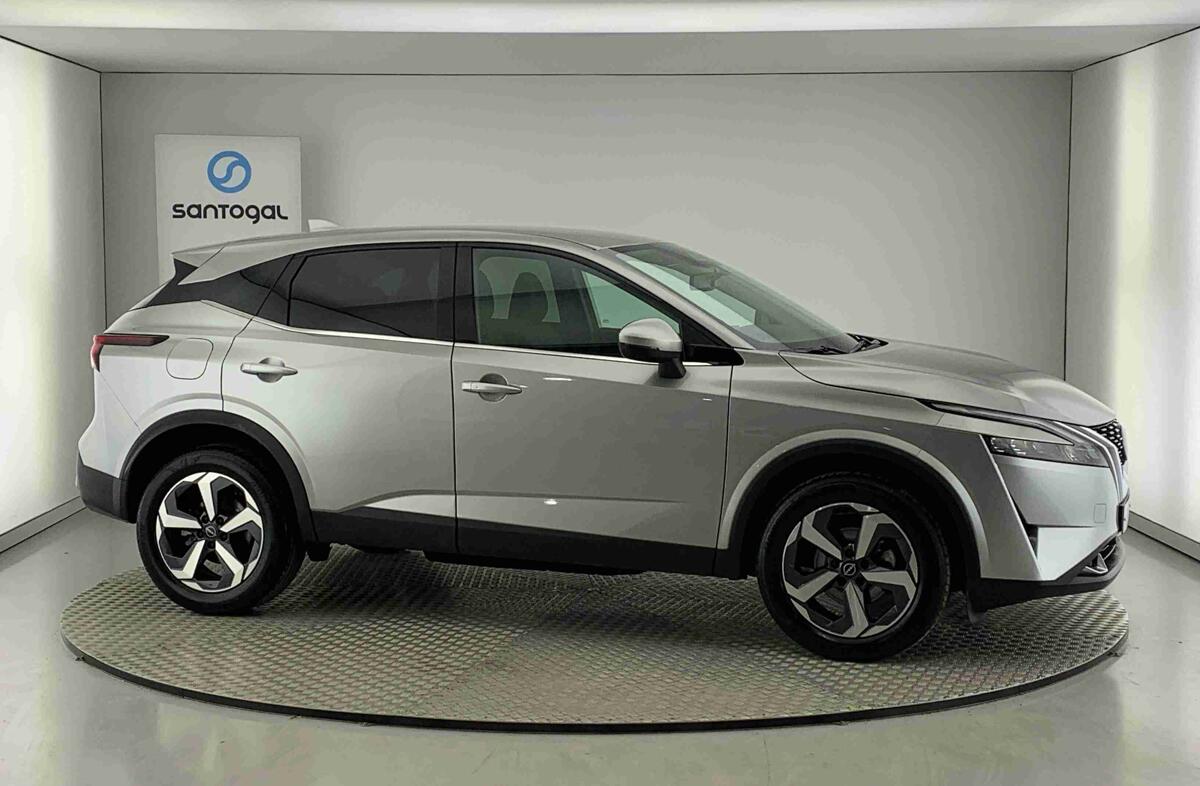 NISSAN Qashqai 1.3 DIG-T N-Connecta LED