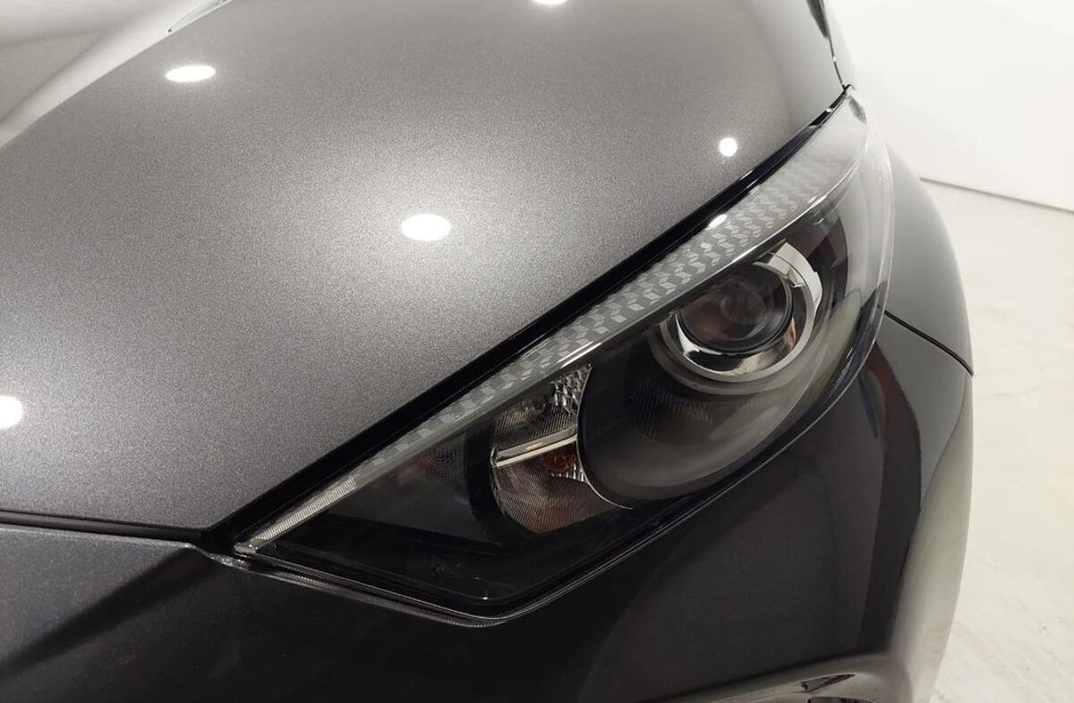 MAZDA 2 Mazda 1.5 L Hybrid VVT-i Agile