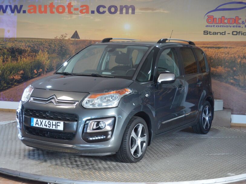 Citroen C3 1.2 PureTech Live com 108 000 km por 8 750 € Autota | Aveiro