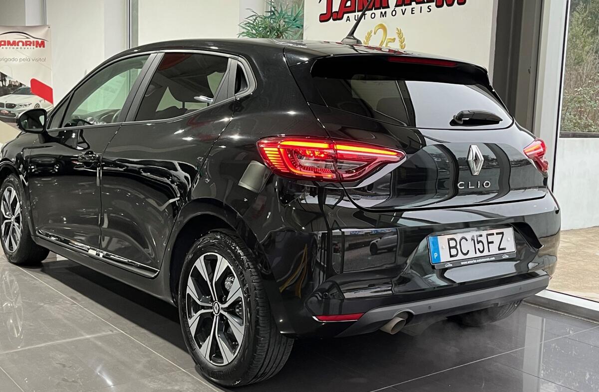 RENAULT Clio 1.0 TCe Evolution Bi-Fuel