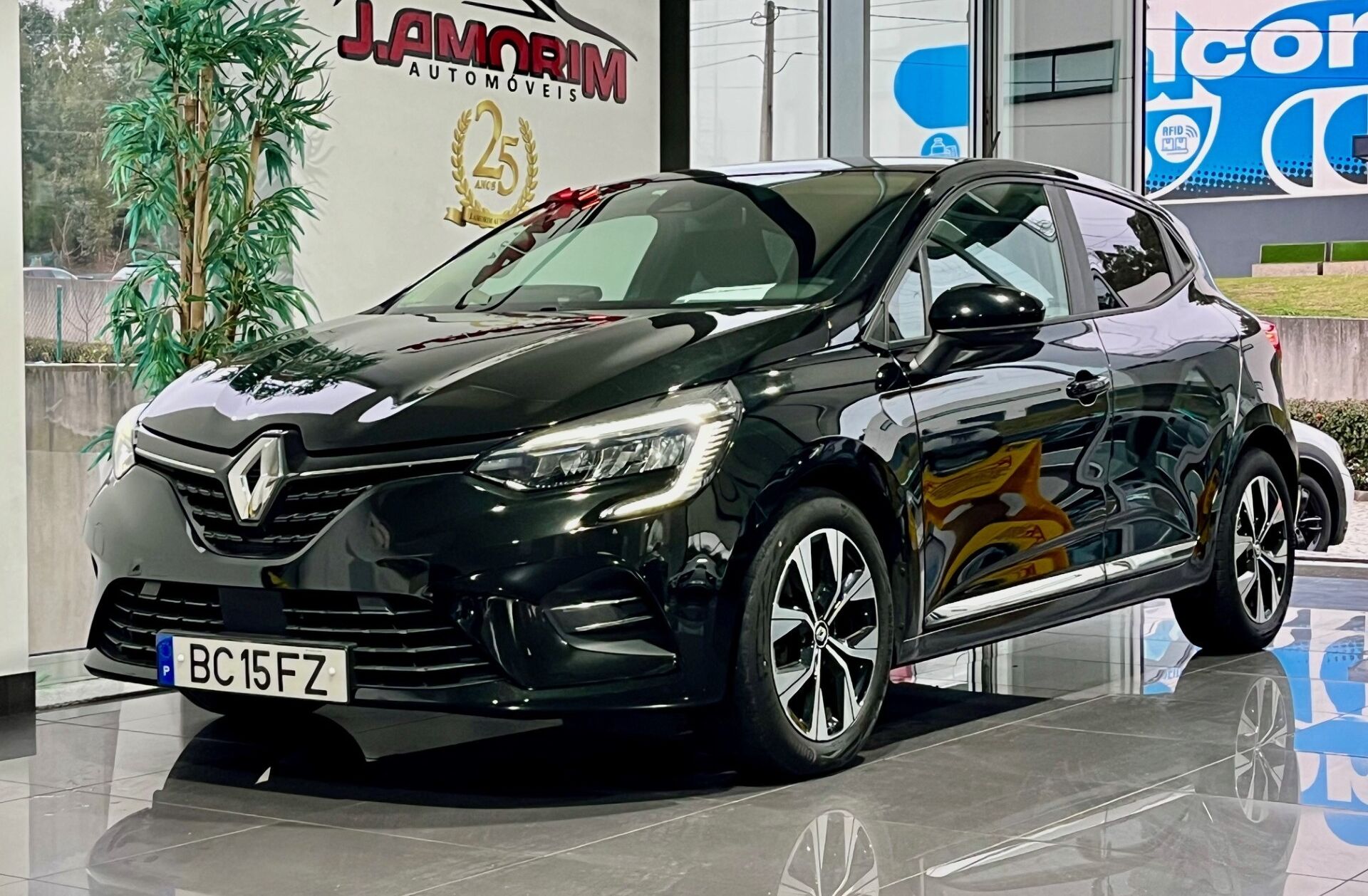 RENAULT Clio 1.0 TCe Evolution Bi-Fuel