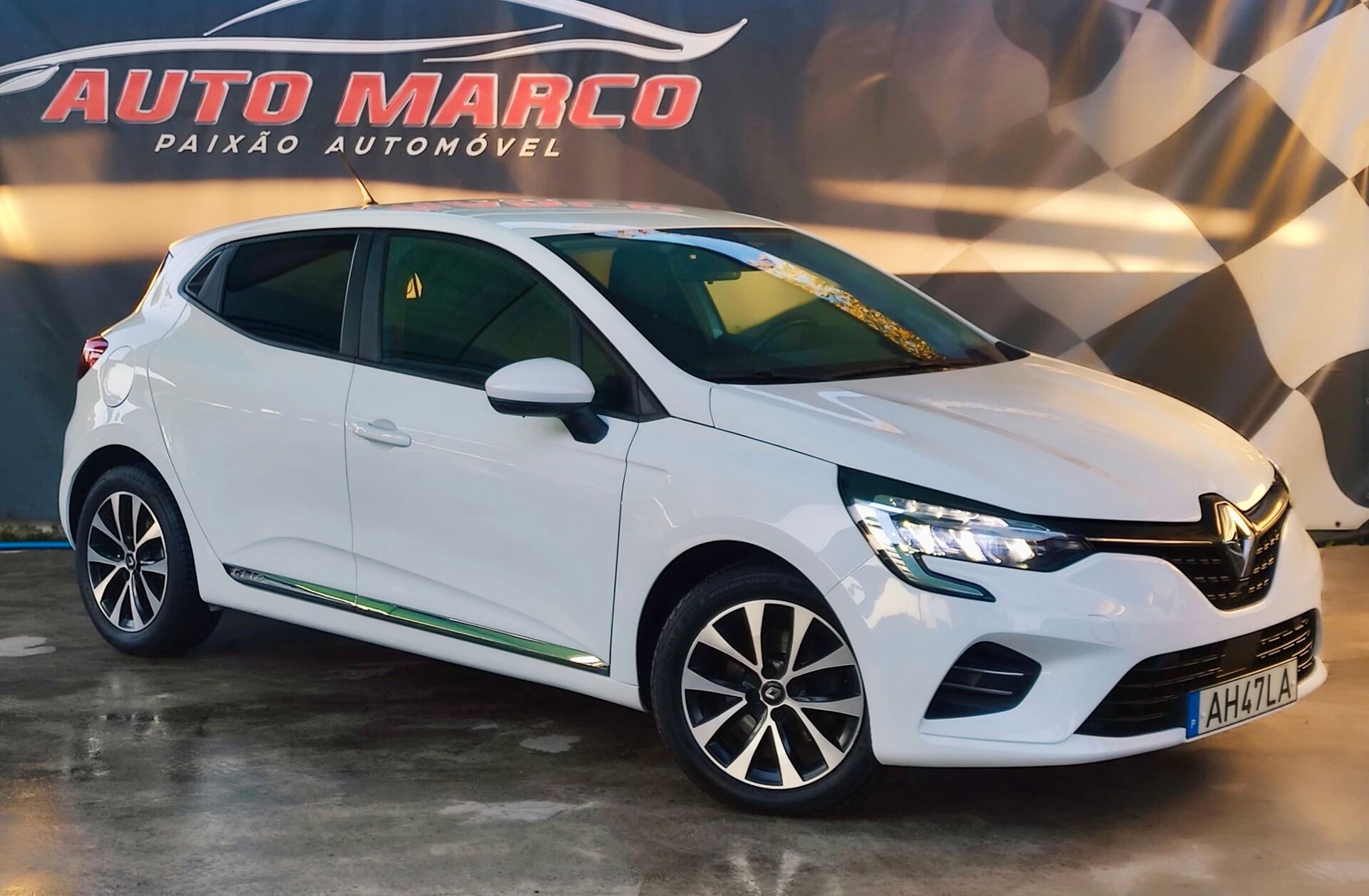 RENAULT Clio 1.5 Blue dCi Intens