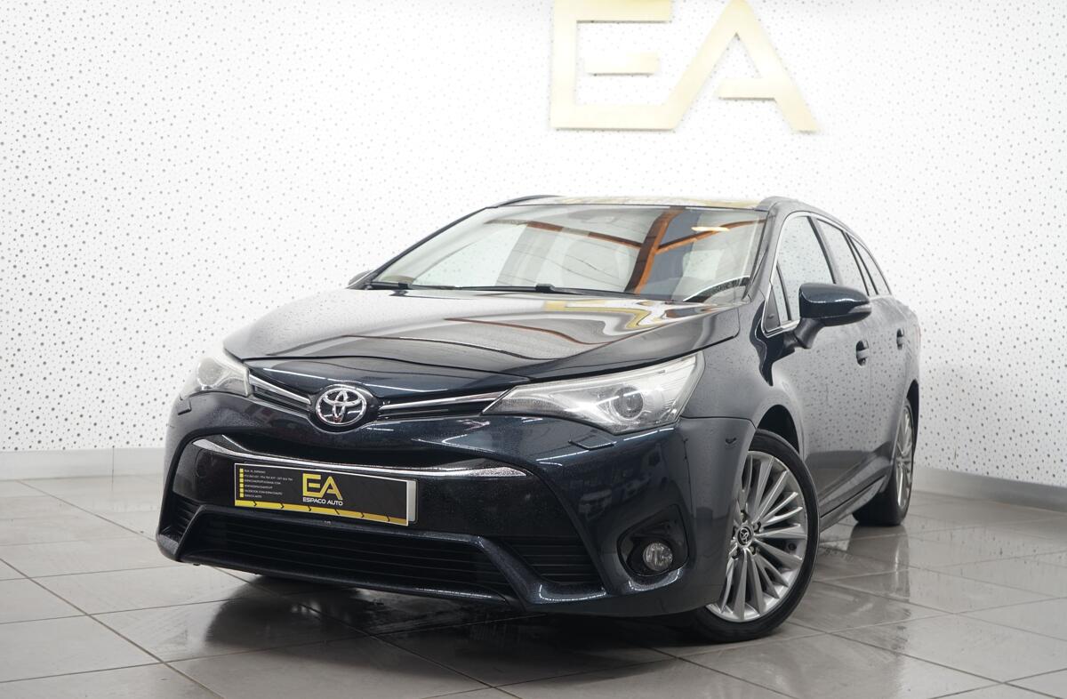 TOYOTA Avensis SD 2.0 D-4D Exclusive