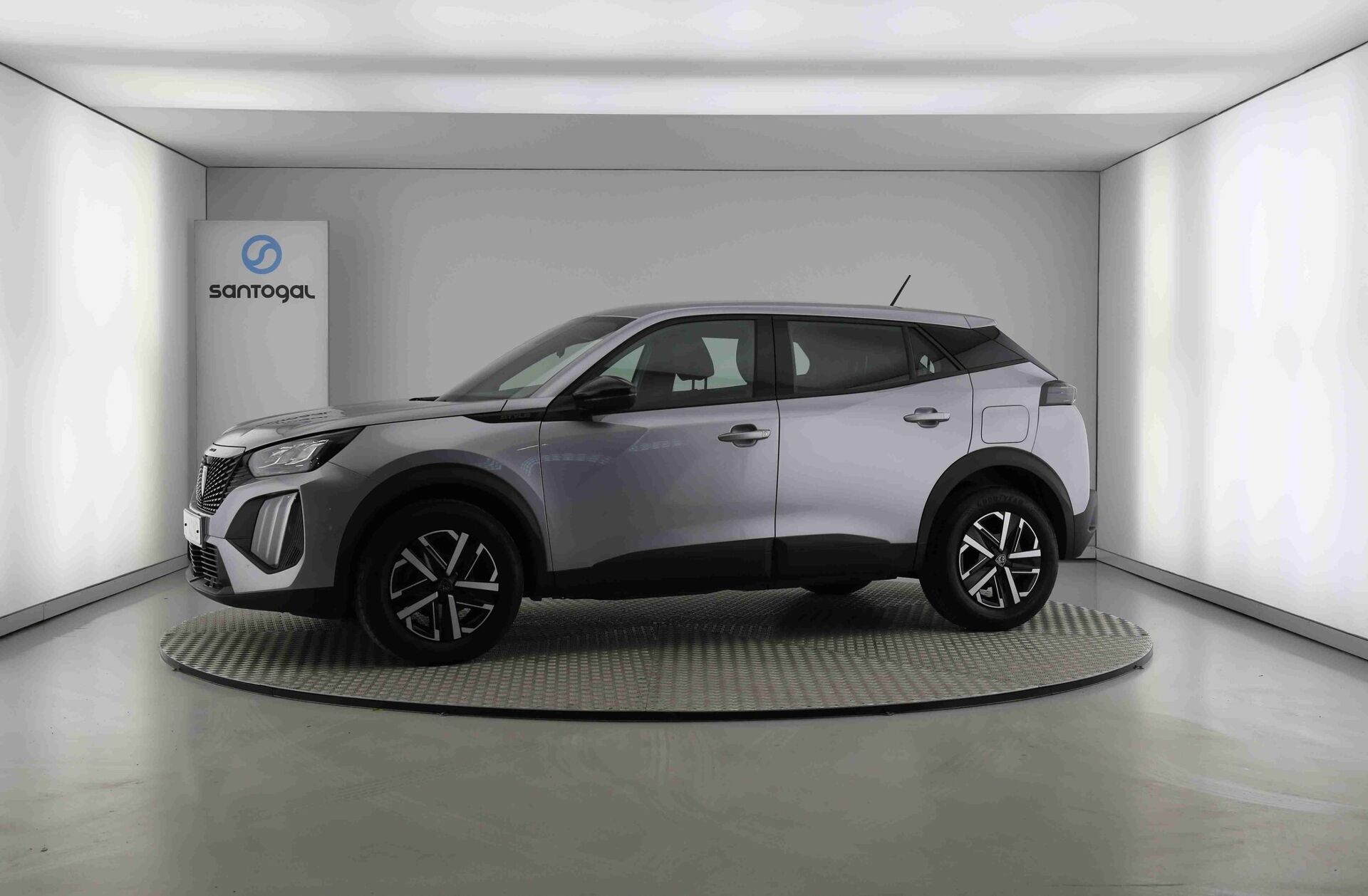 PEUGEOT 2008 1.2 PureTech Style