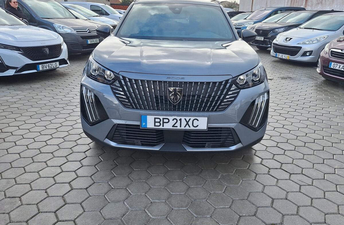 PEUGEOT 2008 e- 54 kWh Allure