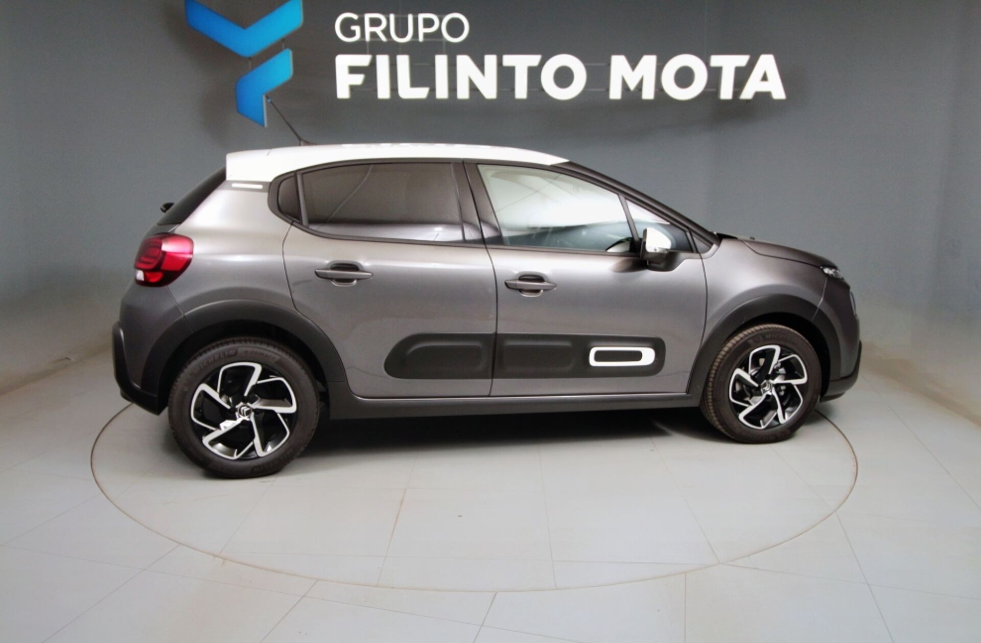 CITROEN C3 1.2 PureTech Shine