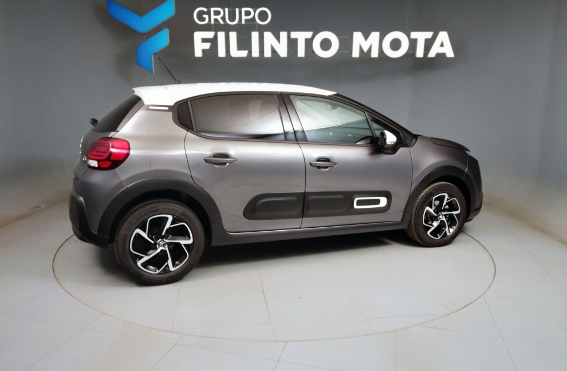 CITROEN C3 1.2 PureTech Shine