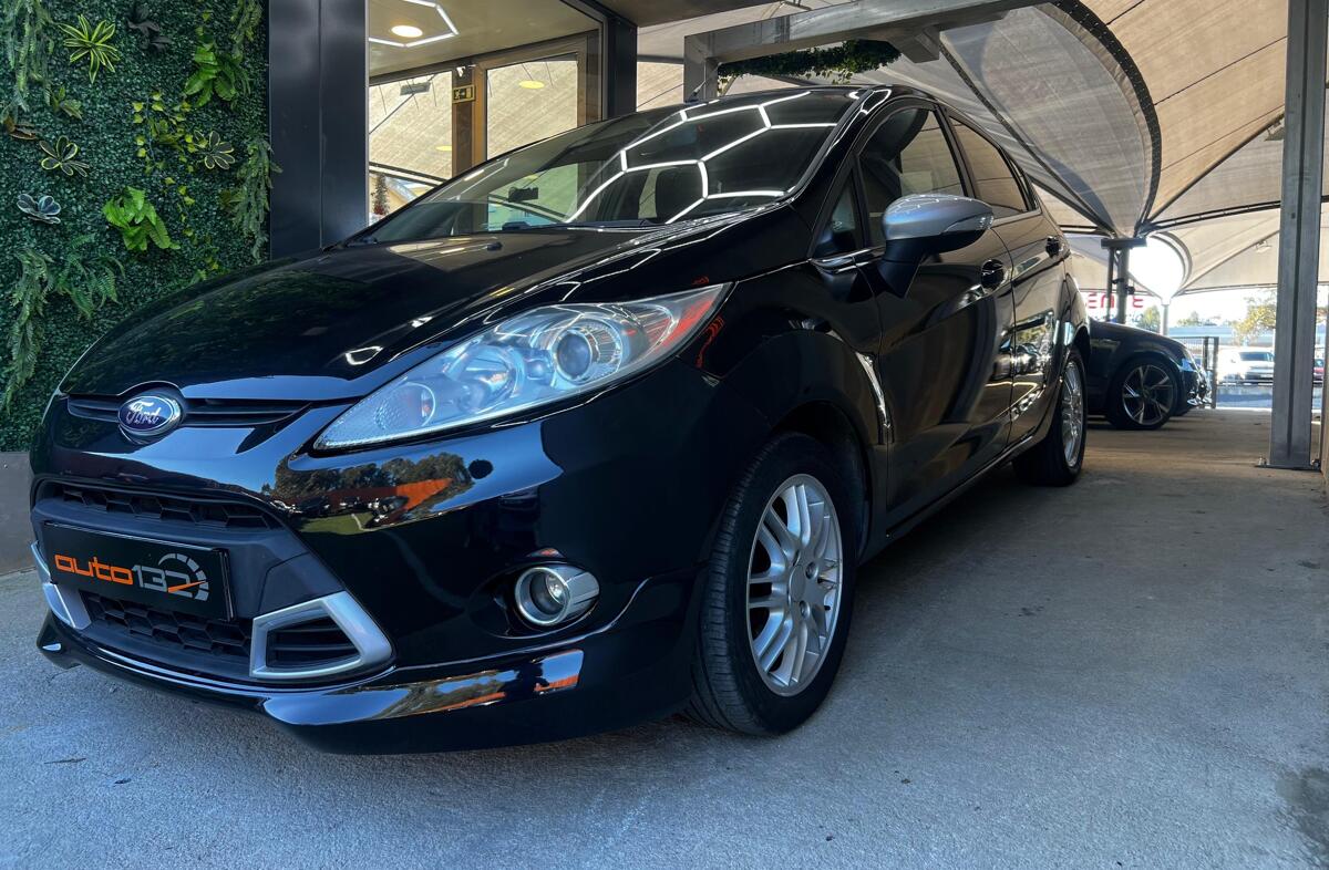 FORD Fiesta 1.4 TDCi Titanium