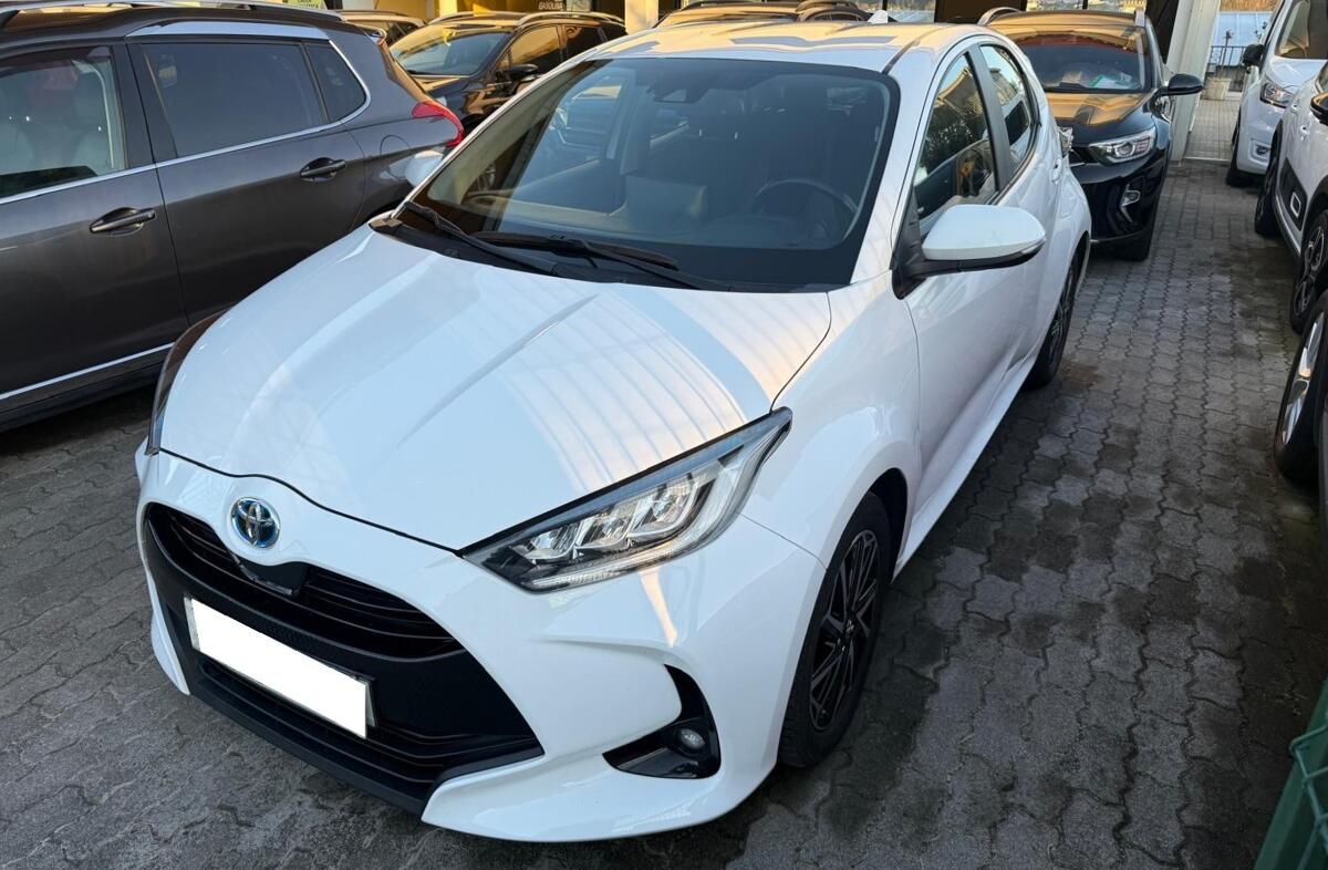 TOYOTA Yaris 1.5 HDF Comfort Plus