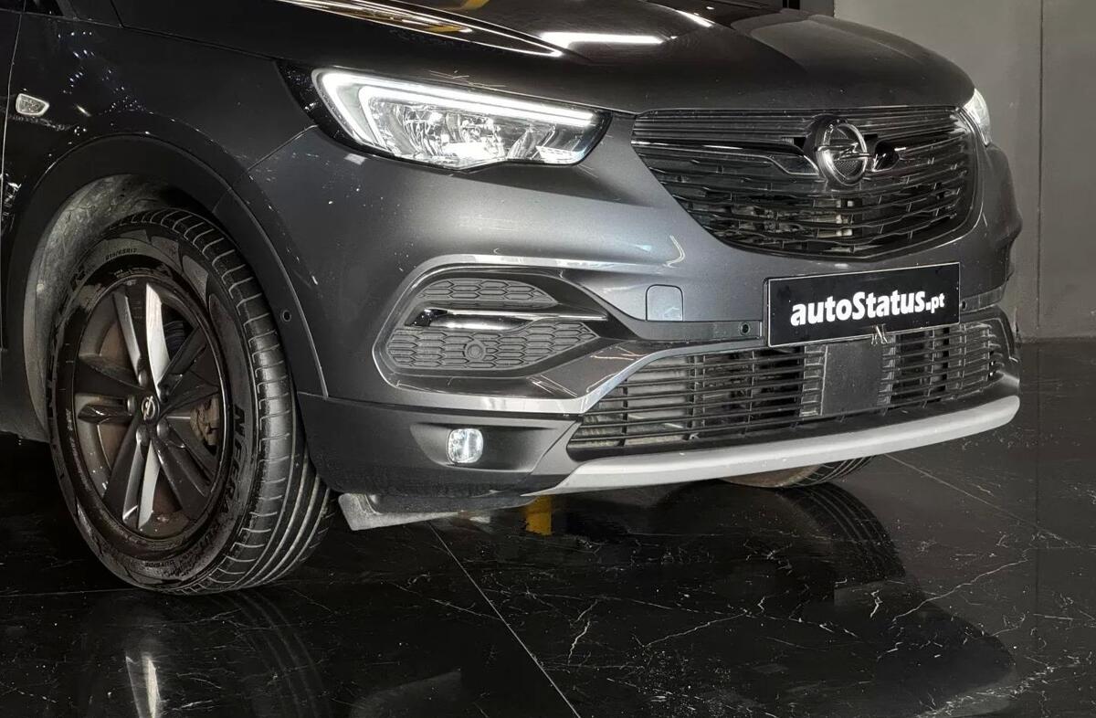 OPEL Grandland X 1.5 CDTI Design & Tech