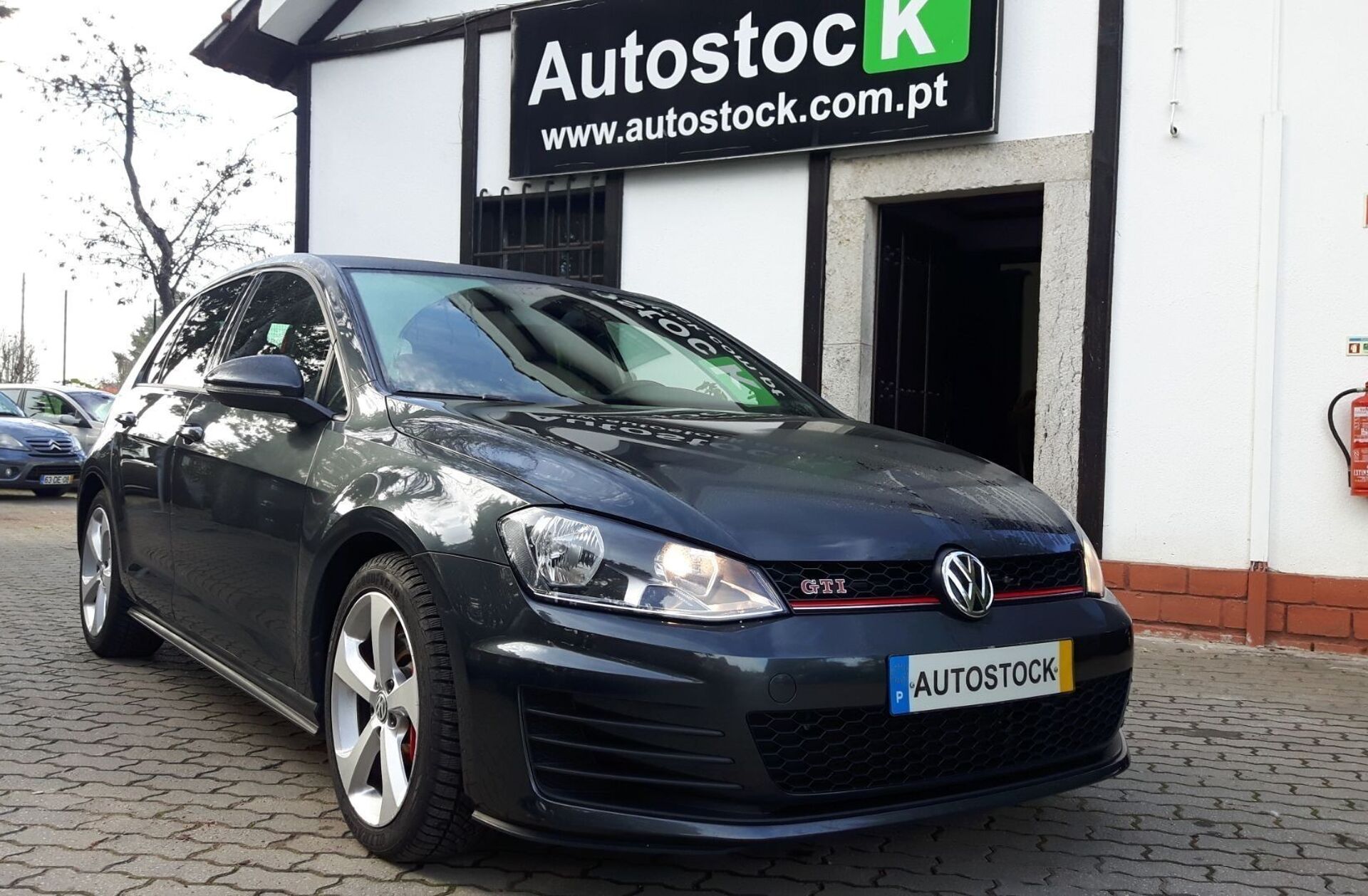 VOLKSWAGEN Golf 2.0 TSi GTi Performance