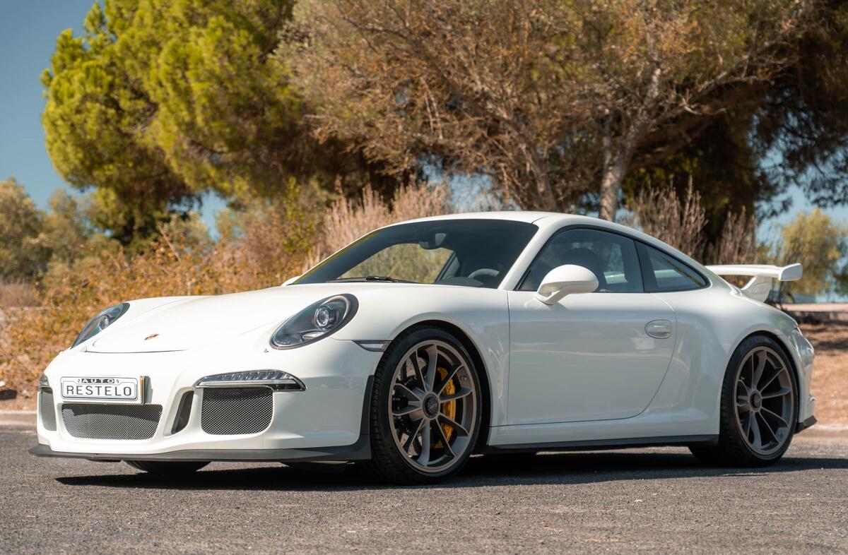 PORSCHE 911 GT3