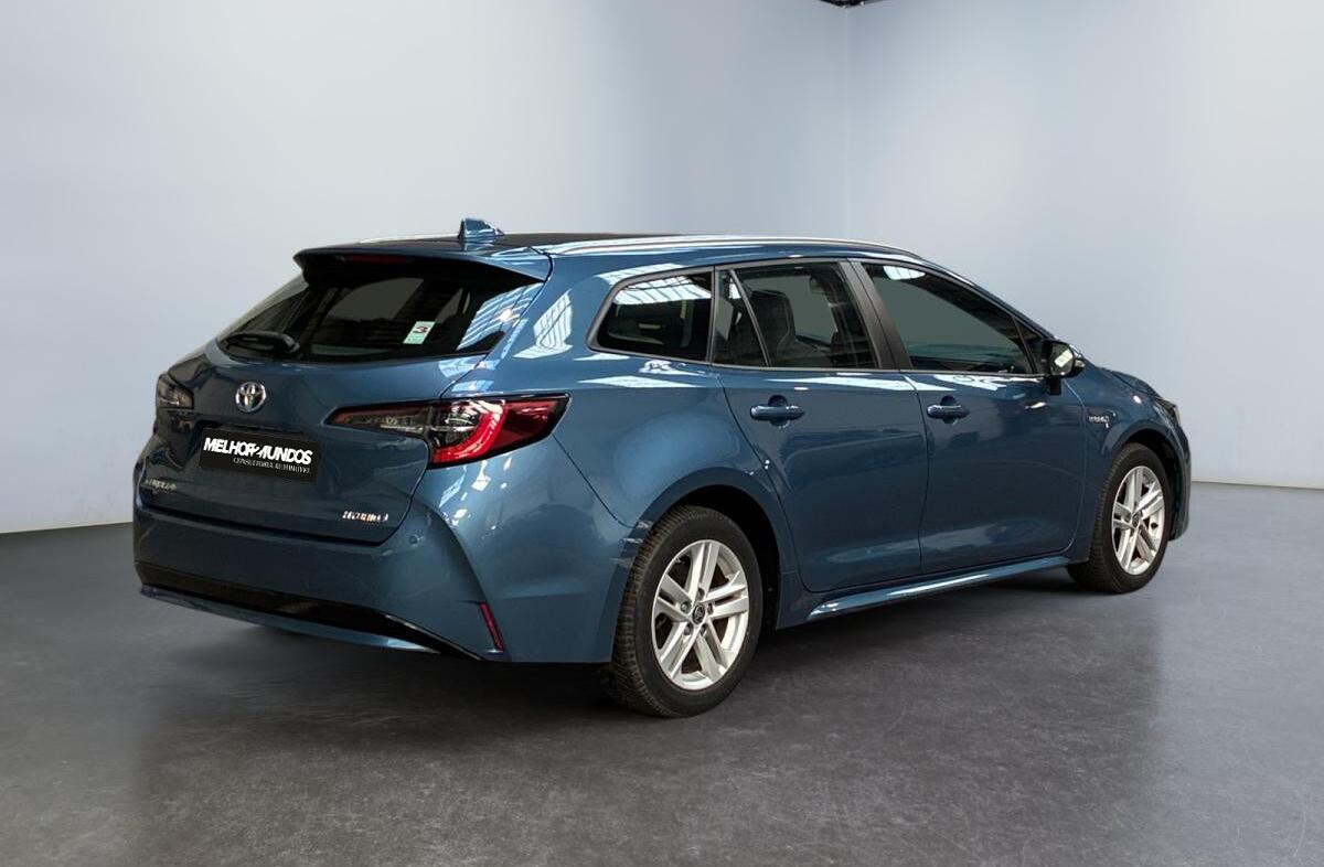 TOYOTA Corolla TS 1.8 Hybrid Trek
