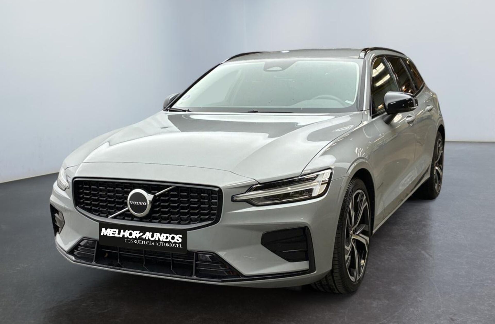 VOLVO V60 2.0 T8 AWD TE Plus Dark