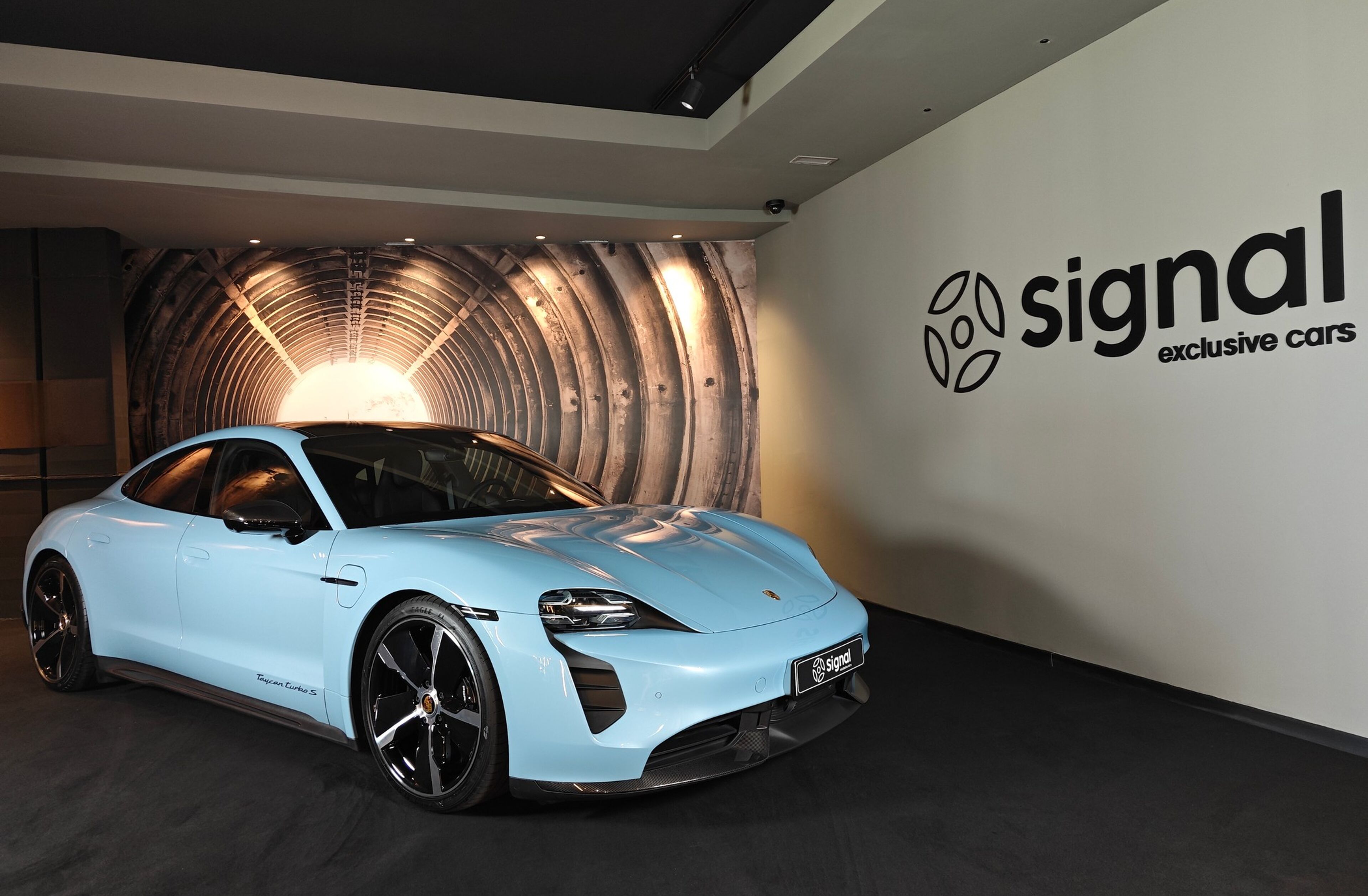 PORSCHE Taycan Turbo S