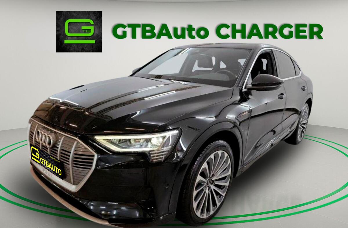 AUDI e-tron 50 quattro