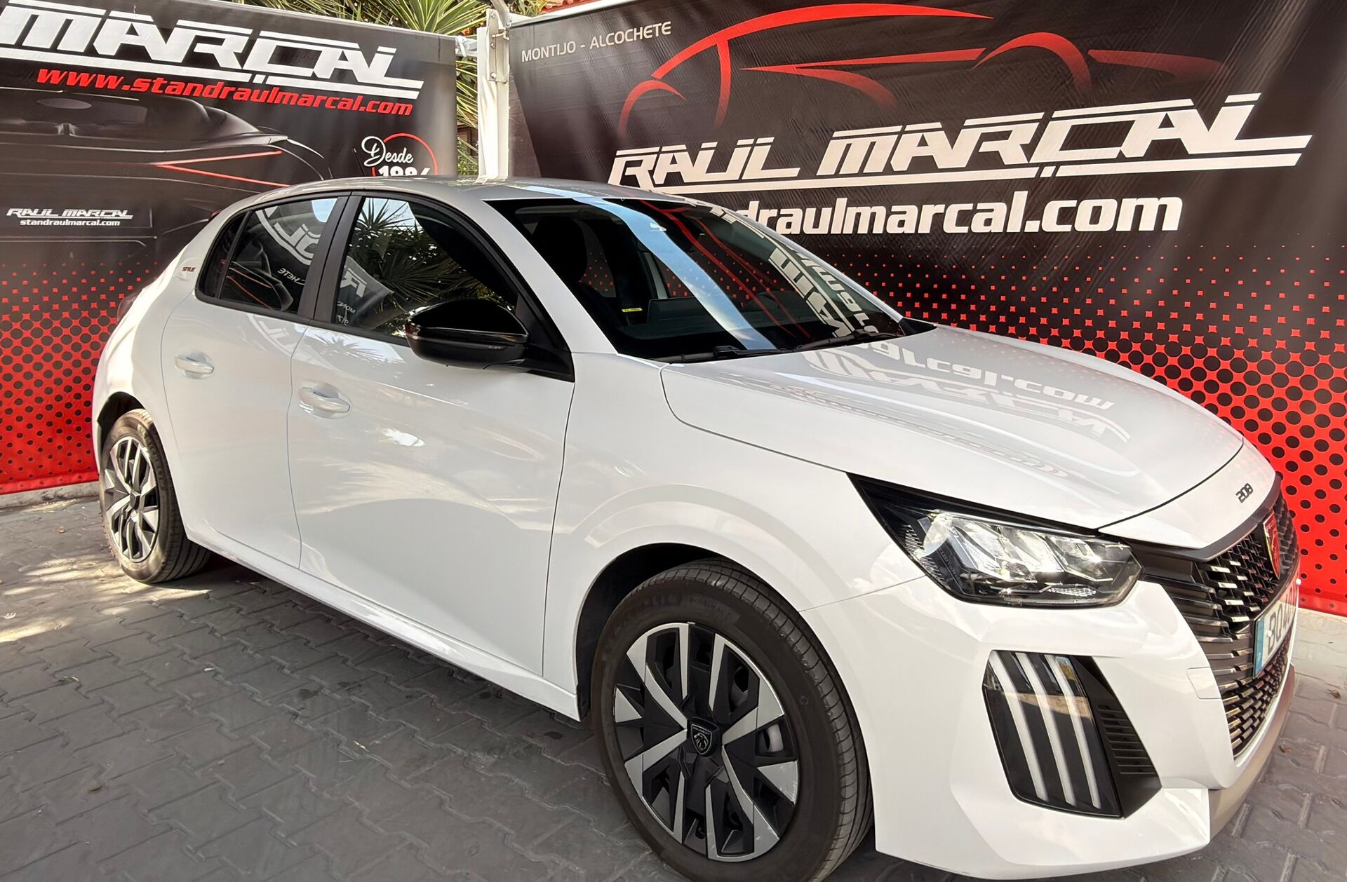 PEUGEOT 208 e- 51 kWh GT