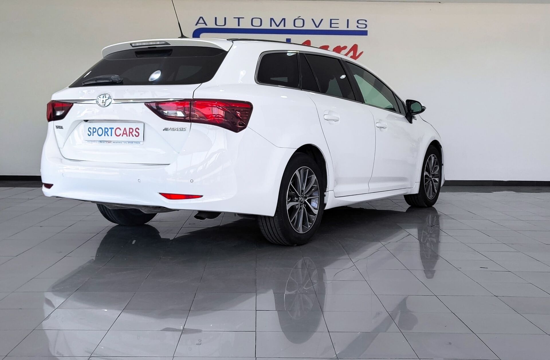 TOYOTA Avensis SW 2.0 D-4D Exclusive+GPS