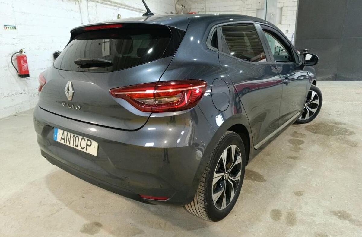 RENAULT Clio 1.5 Blue dCi Limited