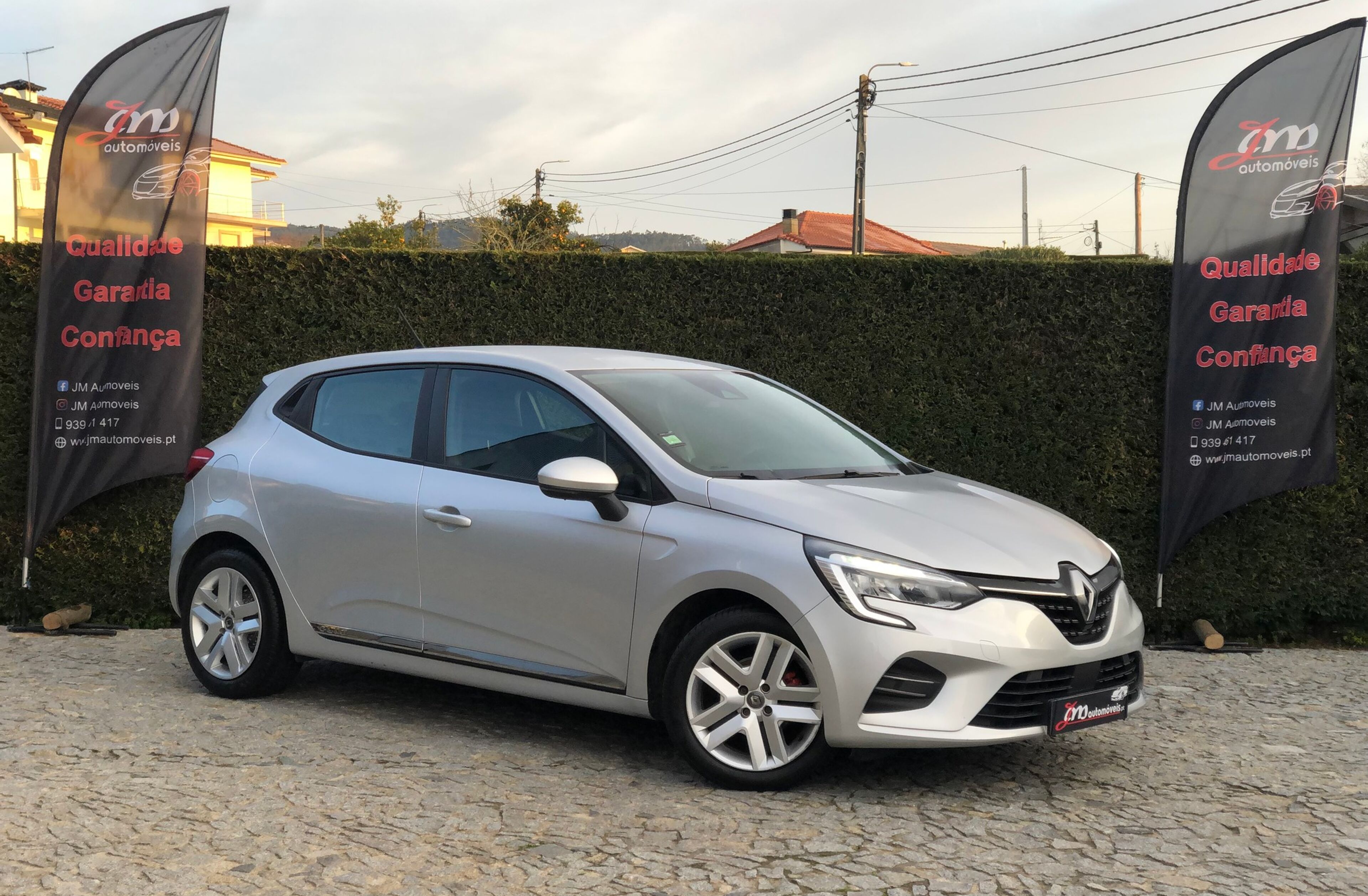RENAULT Clio 1.0 TCe Intens