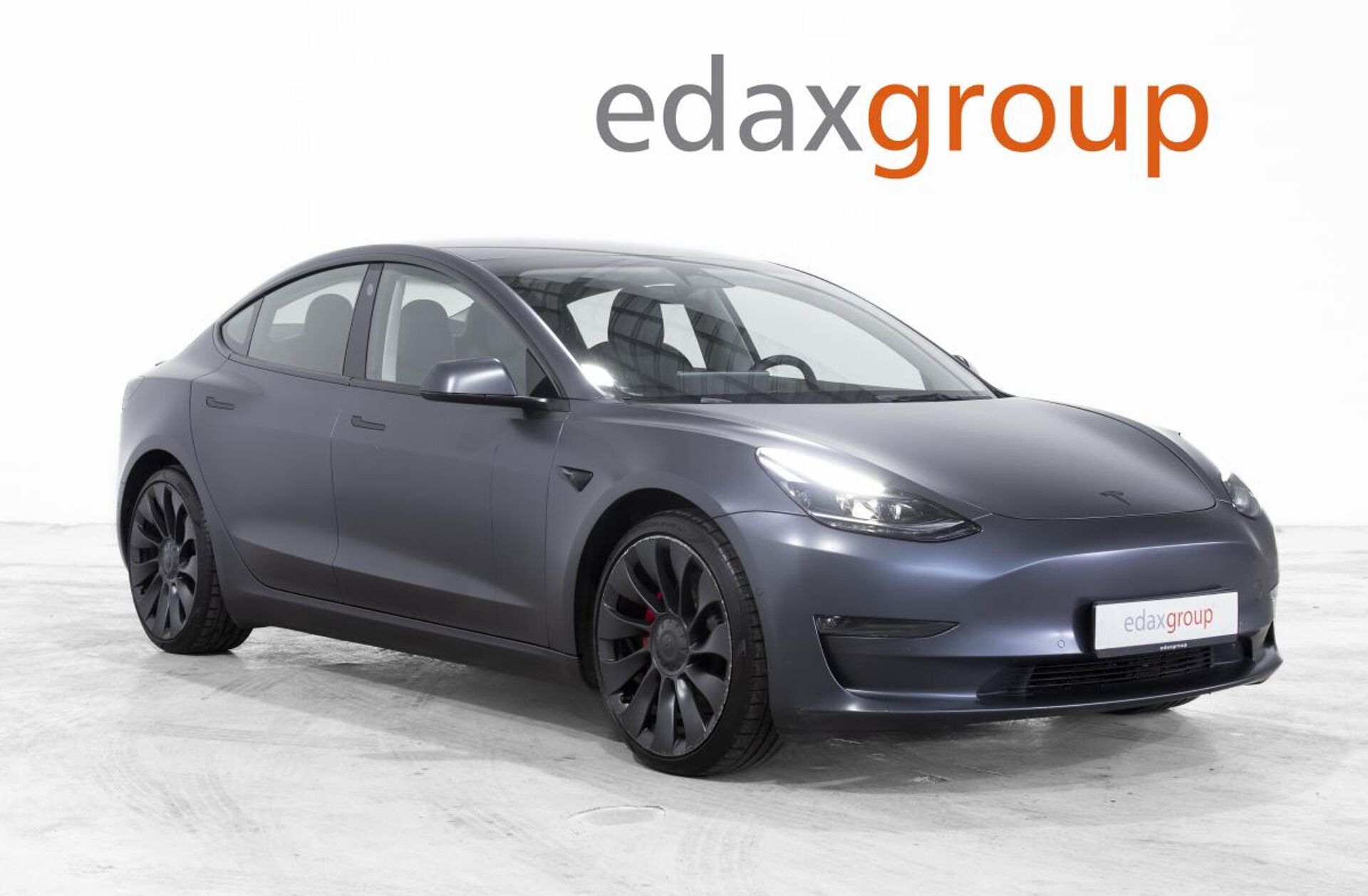 TESLA Model 3 Performance Tração Integral