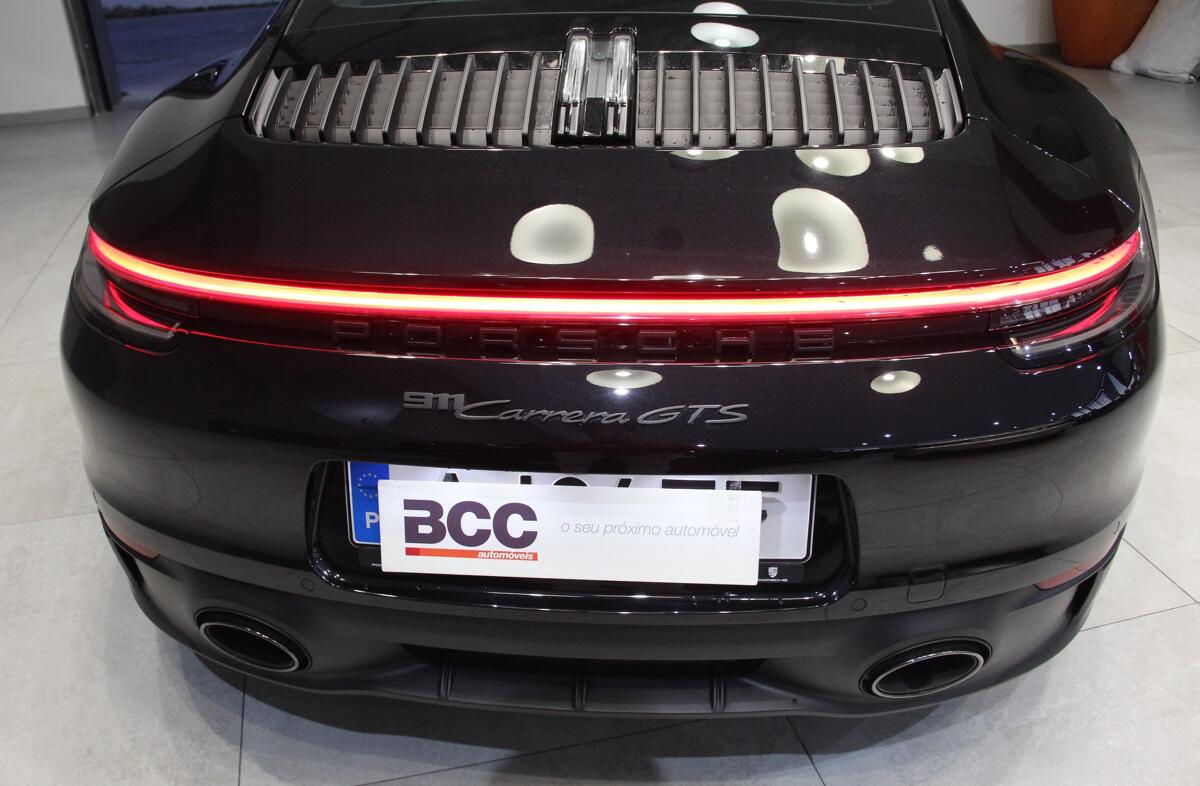 PORSCHE 911 Carrera GTS PDK