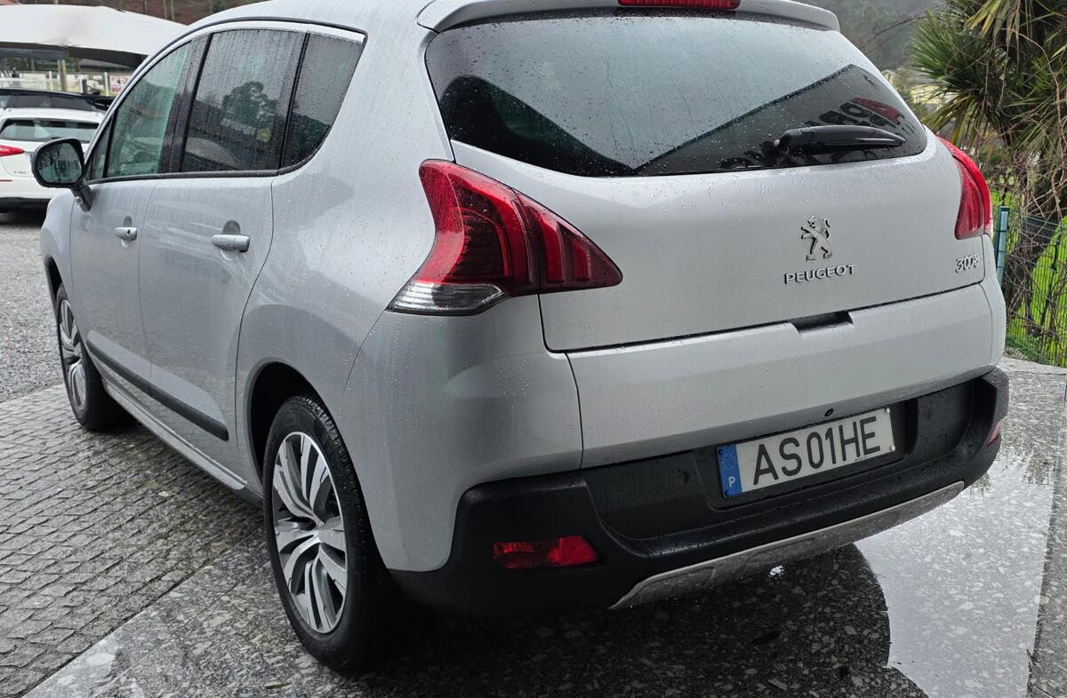 PEUGEOT 3008 1.6 HDi Access