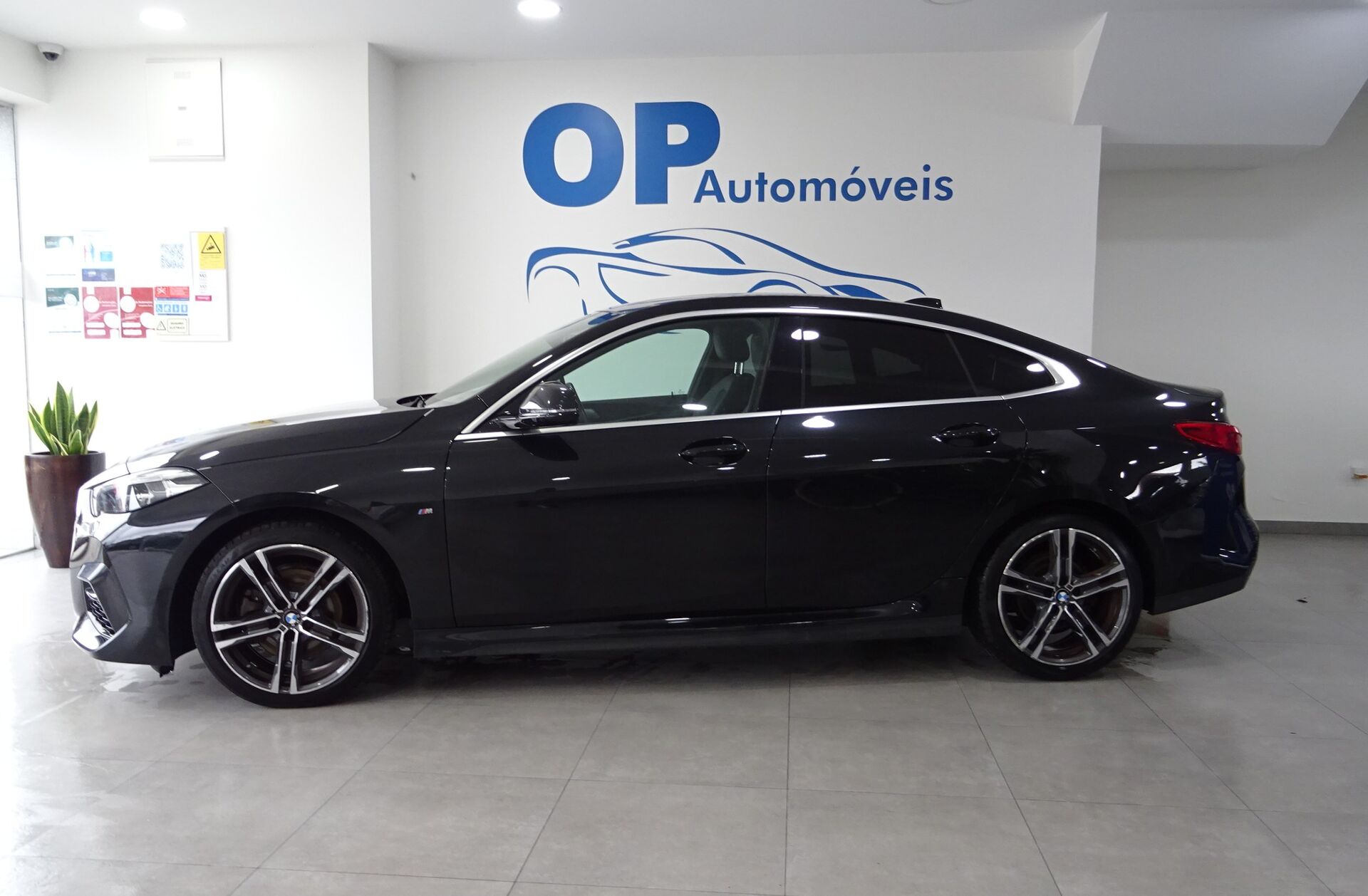 BMW Serie-2 216 d Gran Coupé Pack Desportivo M