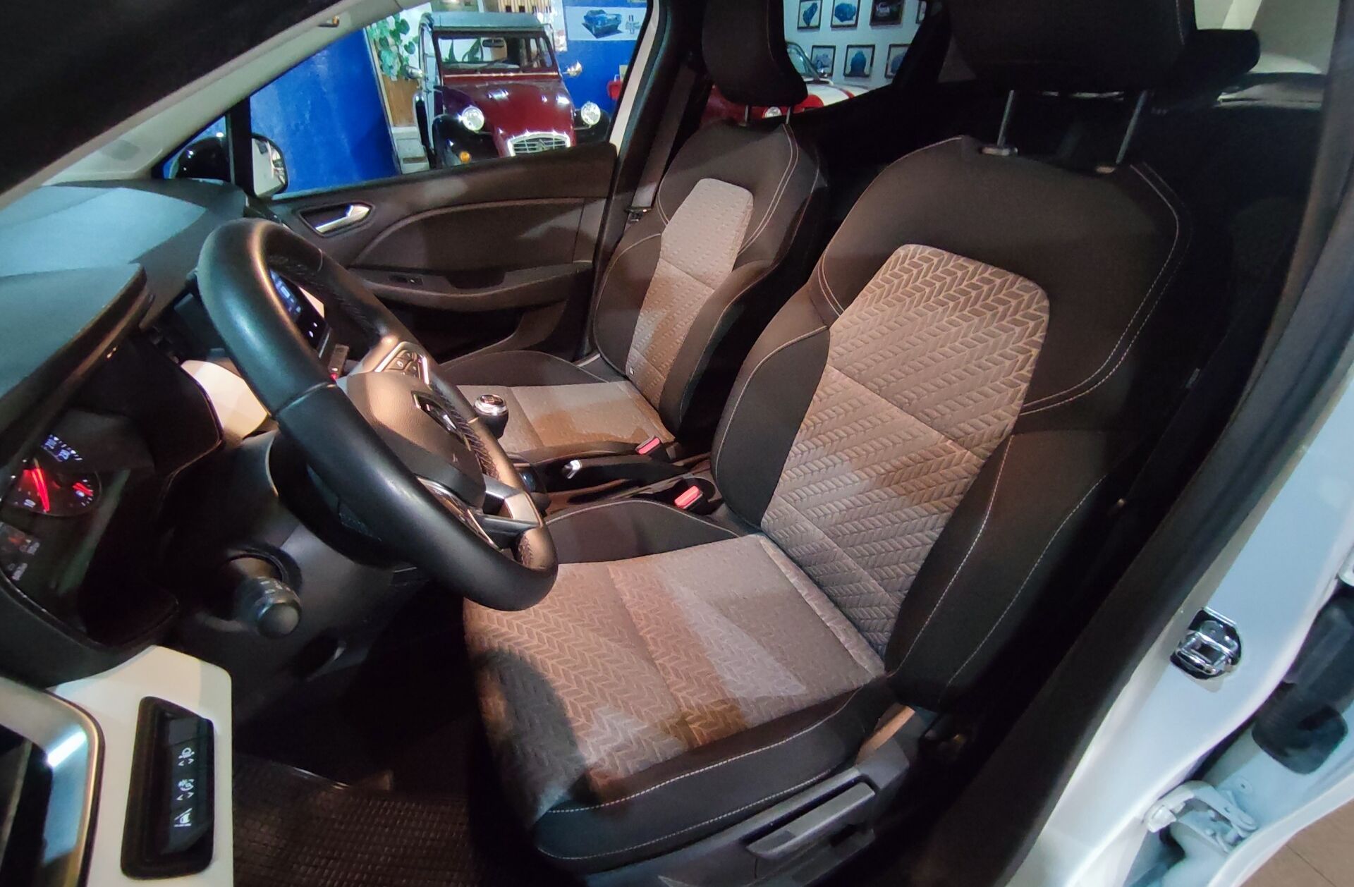 RENAULT Clio 1.0 TCe Exclusive