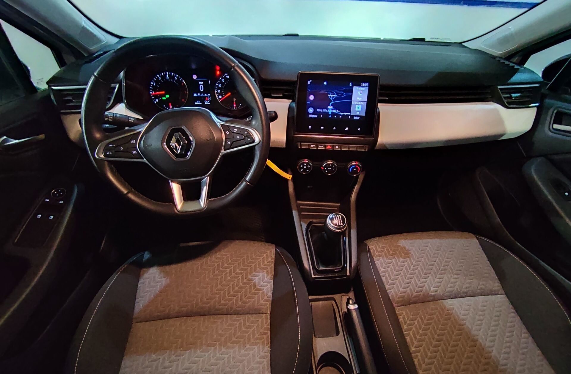 RENAULT Clio 1.0 TCe Exclusive