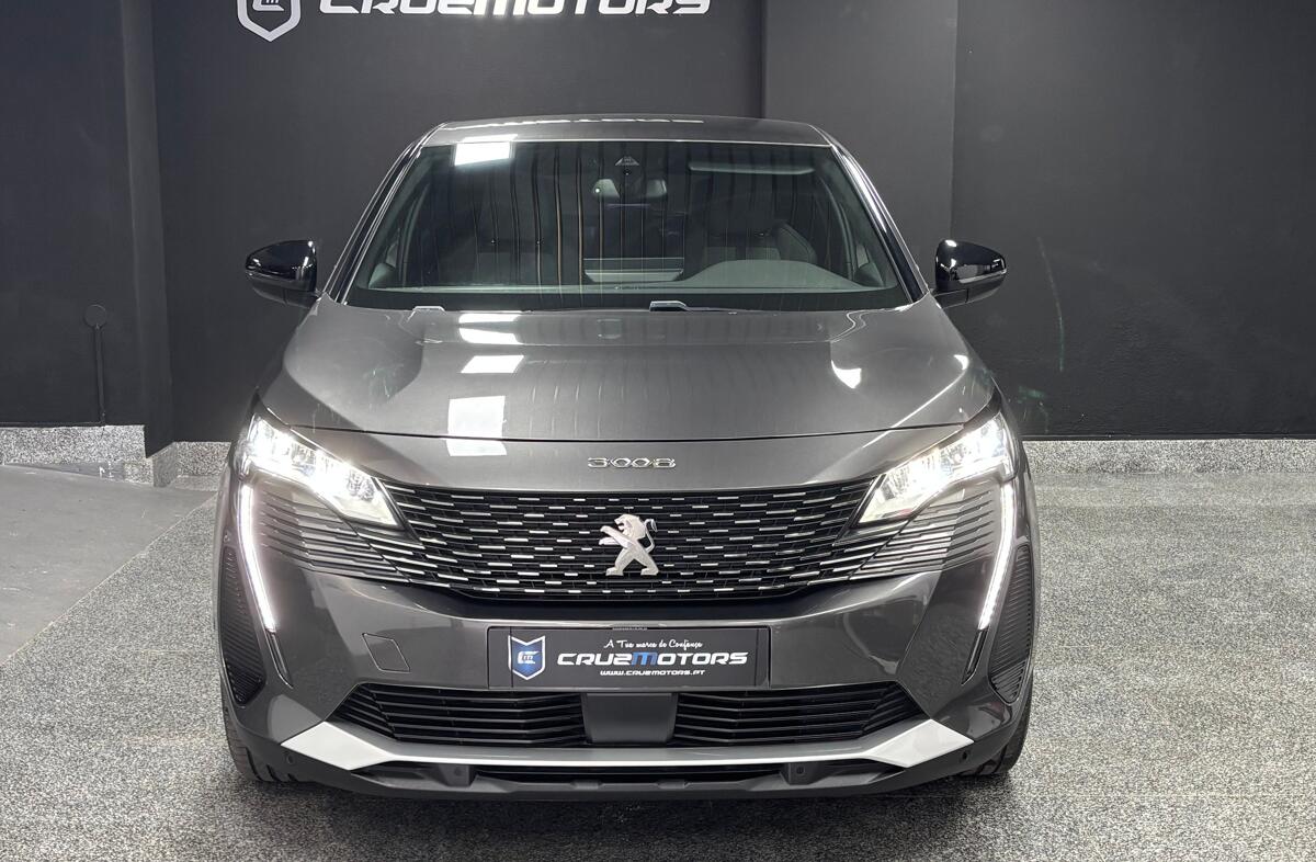 PEUGEOT 3008 1.6 Hybrid4 Allure Pack e-EAT8