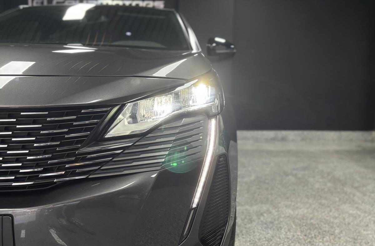 PEUGEOT 3008 1.6 Hybrid4 Allure Pack e-EAT8