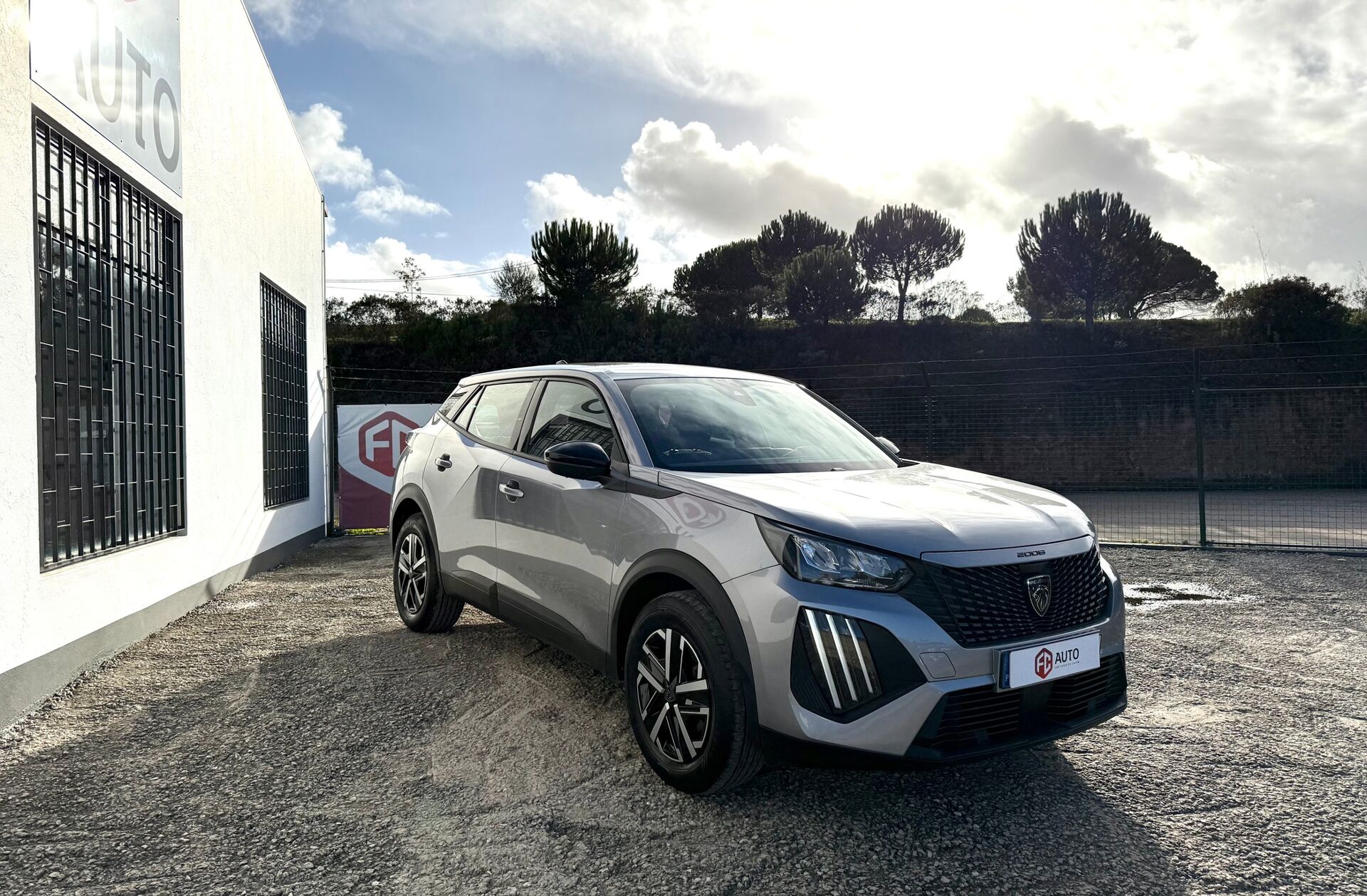 PEUGEOT 2008 1.2 PureTech Style