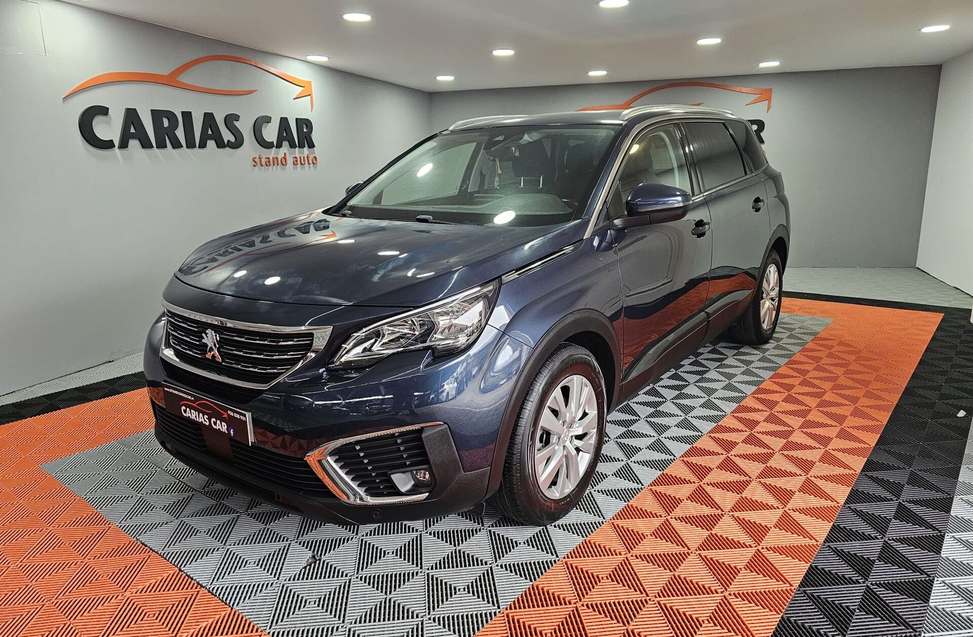 PEUGEOT 5008 1.6 BlueHDi Allure