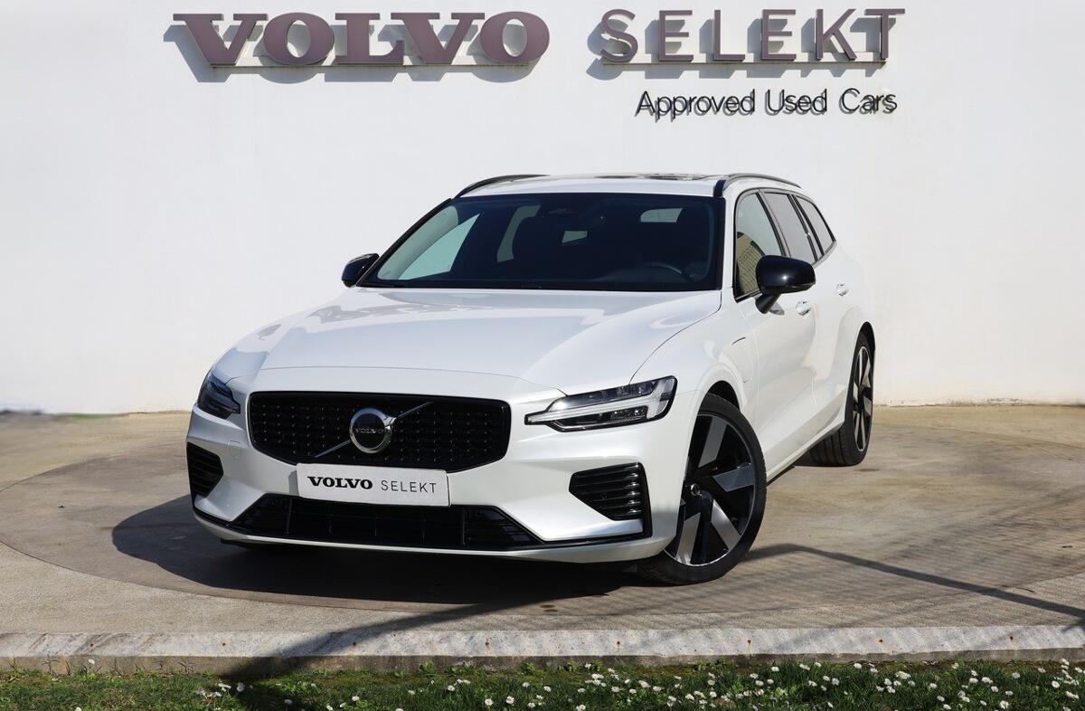 VOLVO V60 2.0 T6 AWD TE Plus Dark