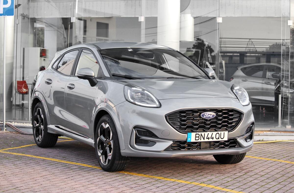 FORD Puma 1.0 EcoBoost mHEV ST-Line X