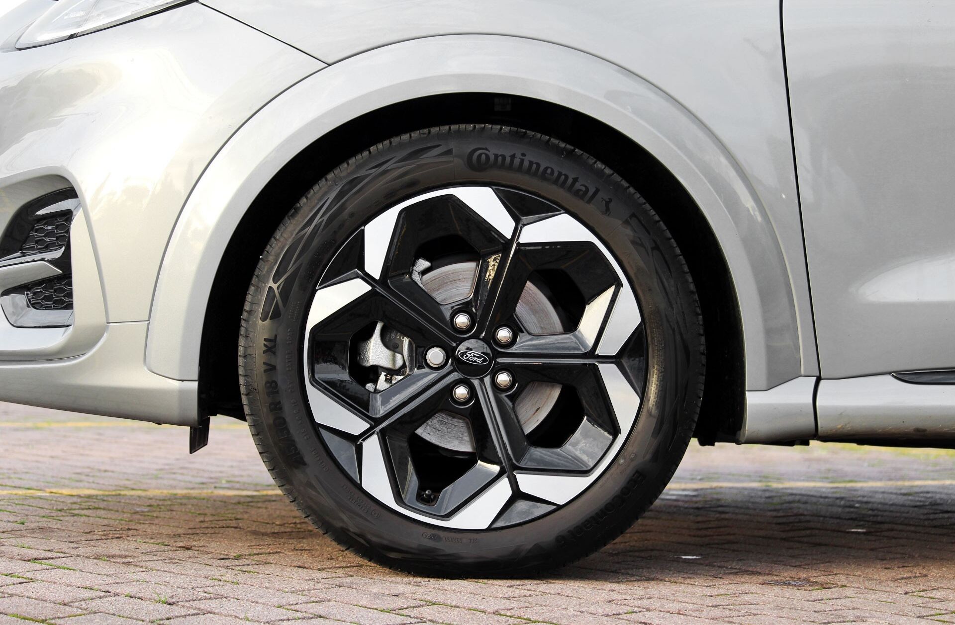 FORD Puma 1.0 EcoBoost mHEV ST-Line X