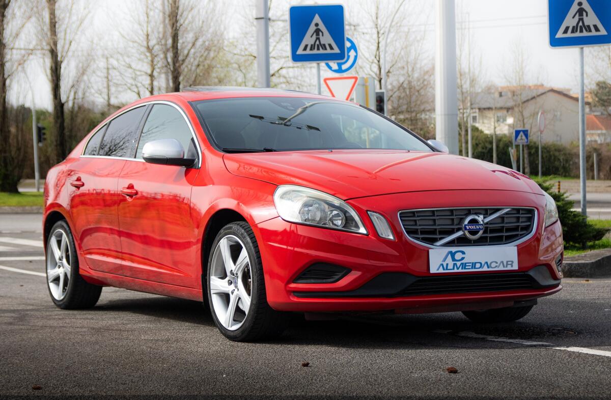 VOLVO S60 1.6 D2 Drive Momentum Start/Stop