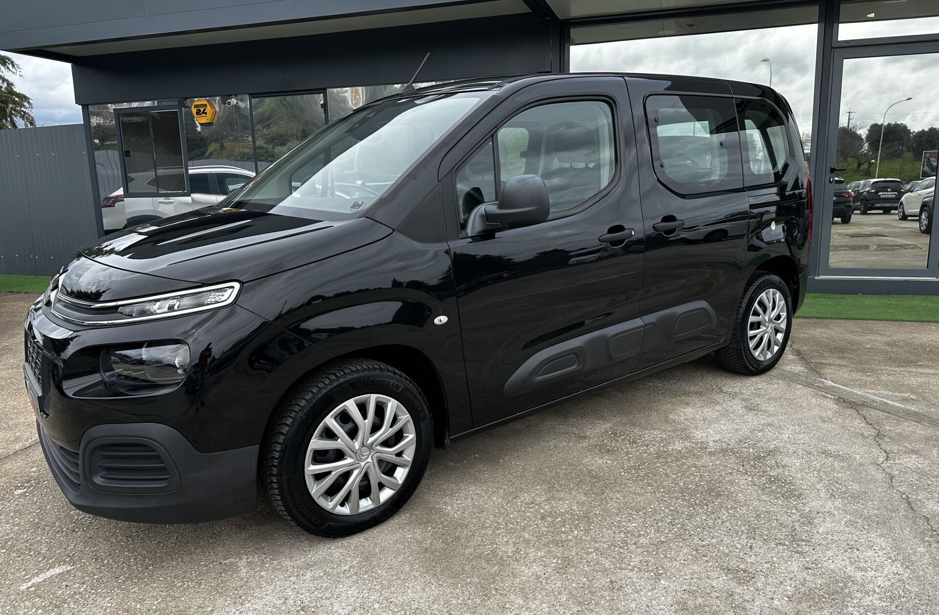 CITROEN Berlingo 1.2 PureTech M Feel