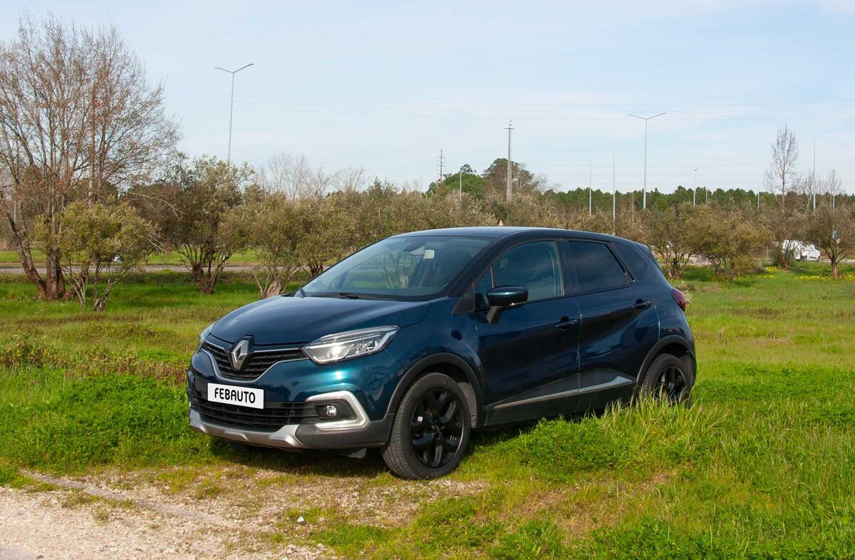 RENAULT Captur 0.9 TCe Exclusive